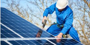 Installation Maintenance Panneaux Solaires Photovoltaïques à Triac-Lautrait